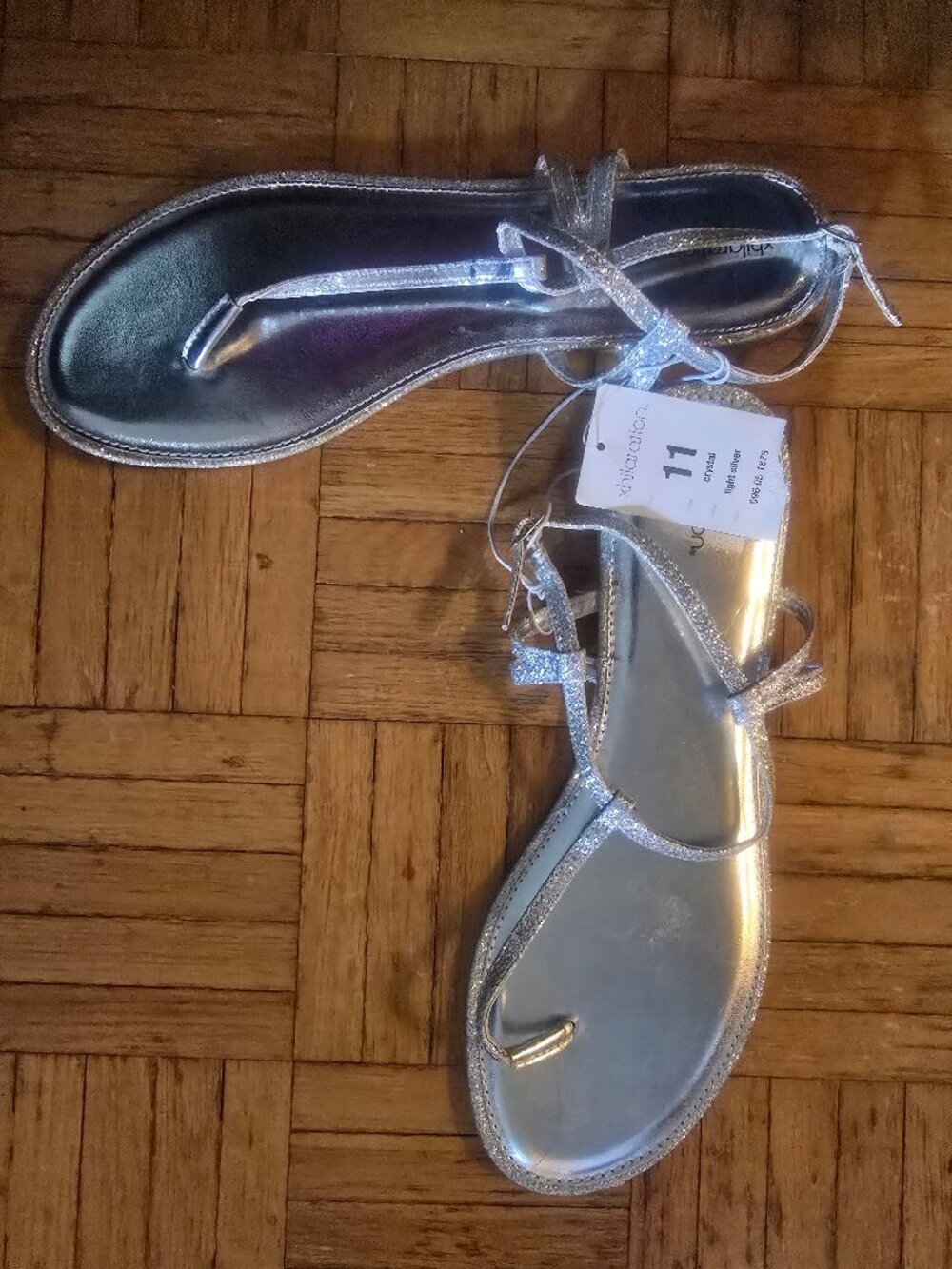 Xhilaration Women's Silver Flat Sandals Size 11 - Picture 3 of 6